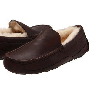NIB UGG MEN'S LEATHER ASCOT CHINA TEA SHEARLING LINED SLIPPERS